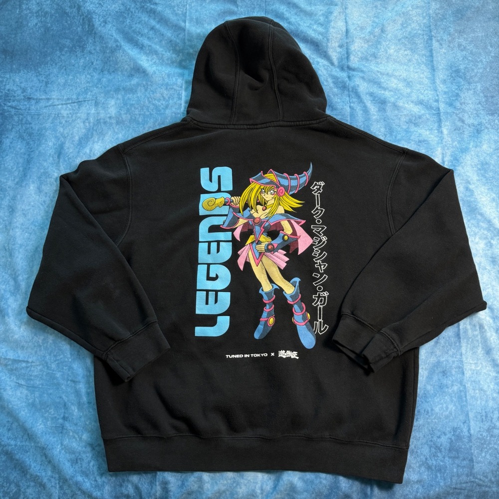 Tuned In Tokyo Yu-Gi-Oh Dark Magician Girl Hoodie Black Mens XL Legends Graphic